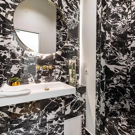 Chic House - 3br 8p - Ternes Arc De Triomphe * Parijs