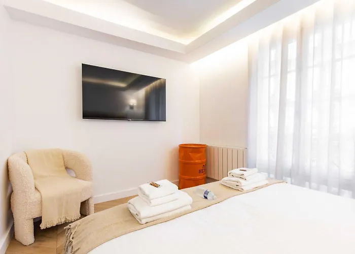 Chic House - 3br 8p - Ternes Arc De Triomphe Lägenhet *