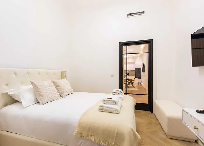 Chic House - 3br 8p - Ternes Arc De Triomphe Appartement